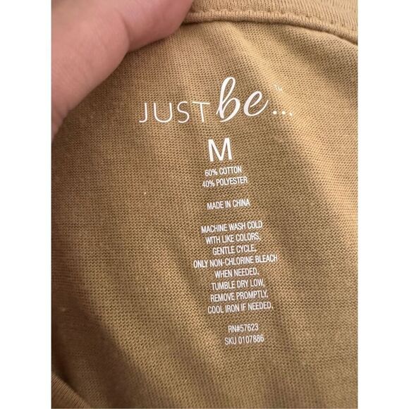 Just be blouse size medium - Picture 6 of 7